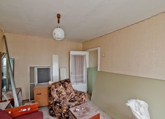 Продается двухкомнатная квартира, 40.2 м2, Адыгейск, Коммунистическая улица, 12