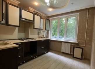 Продажа 3-комнатной квартиры, 63 м2, Батайск, микрорайон Авиагородок, 31