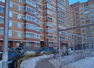 Сдача в аренду однокомнатной квартиры, 39 м2, Сосновоборск, улица Ленинского Комсомола, 37