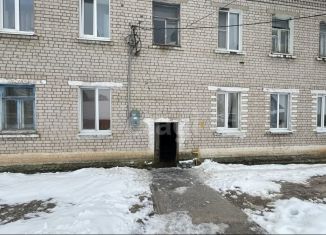 Продам двухкомнатную квартиру, 38 м2, село Городня, Советская улица, 4