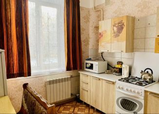 Продается 2-комнатная квартира, 49.3 м2, Курская область, улица Радищева, 69к1