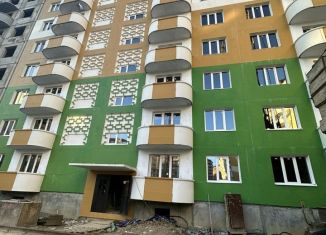 Продам 1-комнатную квартиру, 53 м2, Каспийск, Кавказская улица, 18, ЖК Стройко