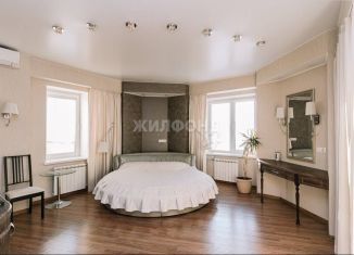 Продается четырехкомнатная квартира, 128.5 м2, Новосибирская область, Военная улица, 9