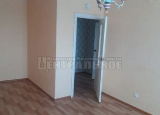Продажа 1-комнатной квартиры, 40 м2, Смоленск, улица Рыленкова, 57