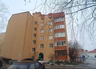 Продаю четырехкомнатную квартиру, 87.4 м2, Белгородская область, микрорайон Дубрава, квартал 1, 6