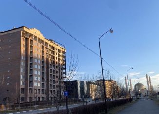 Трехкомнатная квартира на продажу, 128.5 м2, Ингушетия, проспект Идриса Зязикова, 28А