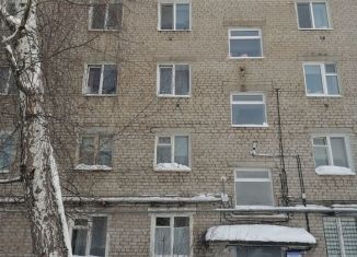 Продаю трехкомнатную квартиру, 52.3 м2, Пермский край, улица Генерала Черняховского, 35