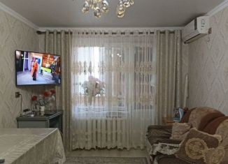 Продается 2-комнатная квартира, 42 м2, Кизляр, улица Сулеймана Стальского, 12
