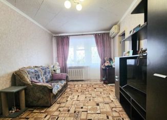 Продается 2-комнатная квартира, 43.2 м2, Волгоград, улица Курчатова, 16А, Кировский район