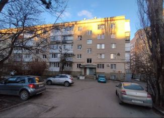 Продается трехкомнатная квартира, 70 м2, Ставрополь, улица Мира, 283, микрорайон № 6