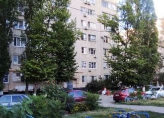 Продам четырехкомнатную квартиру, 73.2 м2, Волгоградская область, Триумфальная улица, 28