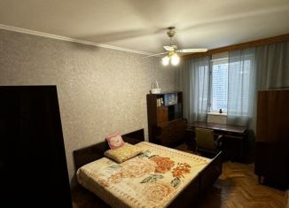 Комната в аренду, 12 м2, Москва, Профсоюзная улица, 96к1, метро Беляево