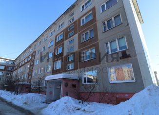 Продается 2-комнатная квартира, 50 м2, Магадан, Пролетарская улица, 79к1, 3-й микрорайон