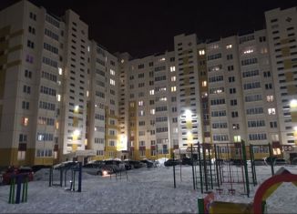 Сдается в аренду однокомнатная квартира, 37 м2, Омск, Центральный округ, 1-й Амурский проезд, 9к1