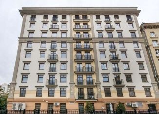 Трехкомнатная квартира на продажу, 118 м2, Москва, Большой Каретный переулок, 24с2, метро Трубная