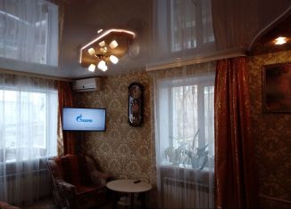 Продается однокомнатная квартира, 32 м2, Урюпинск, улица Гагарина, 44