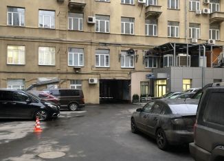 Сдам в аренду офис, 140 м2, Москва, улица Поляны, 5, район Южное Бутово