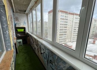 Сдам в аренду 2-комнатную квартиру, 48 м2, Екатеринбург, Родонитовая улица
