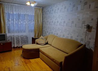 Сдам 2-комнатную квартиру, 53 м2, Йошкар-Ола, улица Эшкинина, микрорайон Центральный
