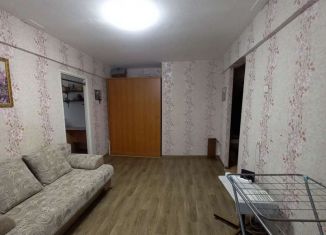 Продажа 4-комнатной квартиры, 60 м2, Усолье-Сибирское, улица Луначарского, 41