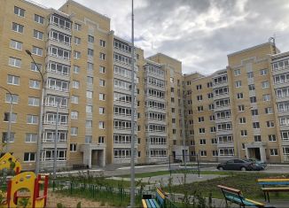 Продам 2-ком. квартиру, 73.6 м2, посёлок городского типа Боровский, Советская улица, 28, ЖК Центральный