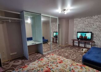 1-комнатная квартира в аренду, 35 м2, Москва, улица Маршала Захарова, 21к1, метро Орехово