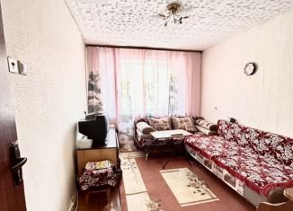 Продается 2-комнатная квартира, 47.5 м2, рабочий посёлок Свердловский, Набережная улица, 3А