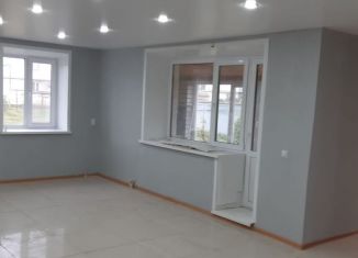 Продам 4-ком. квартиру, 75 м2, рабочий посёлок Вознесенское, улица Кирова, 3А