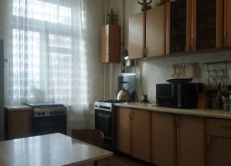 Продается двухкомнатная квартира, 68.9 м2, Красноармейск, улица Свердлова, 11