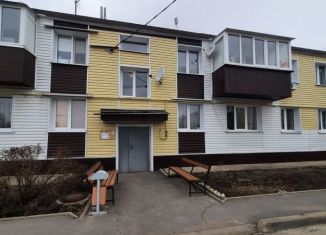 Продается трехкомнатная квартира, 56.5 м2, посёлок Новосадовый, улица Мира, 5