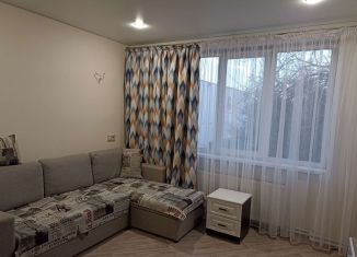 Продажа 2-комнатной квартиры, 49 м2, поселок городского типа Новофёдоровка, Центральная площадь