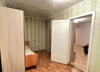 Продажа двухкомнатной квартиры, 42.8 м2, Новоржев, улица Германа, 77