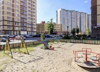 2-комнатная квартира на продажу, 75 м2, Тюмень, Заречный проезд, 39Ак2, ЖК Ривьера