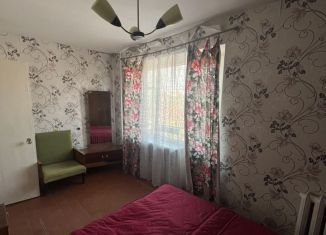 Сдается 2-комнатная квартира, 40 м2, Советск, улица Тургенева