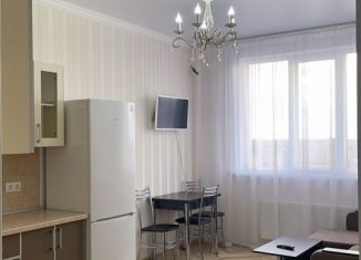 Сдача в аренду 1-комнатной квартиры, 46 м2, Славянск-на-Кубани, ЖК Озёрный