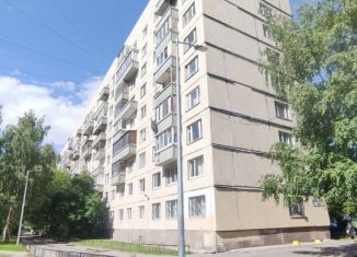 3-комнатная квартира на продажу, 72 м2, Санкт-Петербург, Комендантский проспект, 18, Комендантский проспект