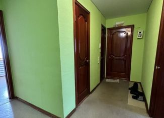 Продается трехкомнатная квартира, 62 м2, Саратовская область, Рабочая улица, 115