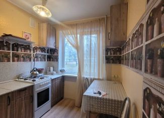Продам двухкомнатную квартиру, 45 м2, посёлок Рассвет, Комсомольская улица, 44Г