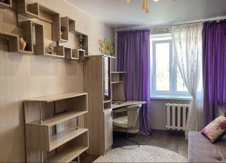 Сдается двухкомнатная квартира, 54 м2, Нижегородская область, улица Коммуны, 14