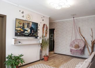 Продаю трехкомнатную квартиру, 55 м2, Кемеровская область, улица Обнорского, 46