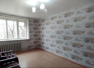 Продается 3-ком. квартира, 62.5 м2, Смоленская область, улица Маршала Ерёменко, 40
