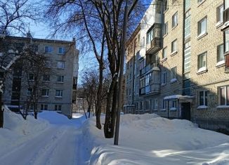 Продается двухкомнатная квартира, 49 м2, Новоуральск, Юбилейная улица, 6