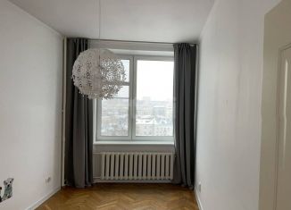Продаю четырехкомнатную квартиру, 131 м2, Москва, Спиридоньевский переулок, 6, метро Пушкинская