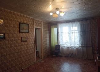 Продается трехкомнатная квартира, 62.7 м2, Челябинская область, улица Комарова, 110А