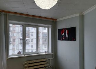 Продажа двухкомнатной квартиры, 48.2 м2, Североморск, улица Адмирала Сизова, 3