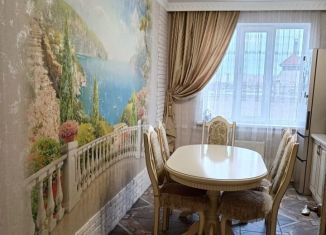 Продается 3-комнатная квартира, 84 м2, Ставрополь, улица Пирогова, 72