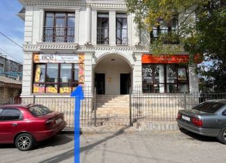 Продажа торговой площади, 52 м2, Крым, улица Сеченова, 47А