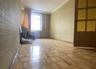 Продается 2-комнатная квартира, 45 м2, Нальчик, улица Калинина, 258, район Александровка