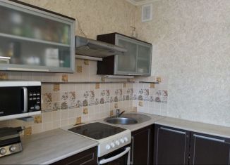 Продается 3-комнатная квартира, 64.5 м2, Хакасия, улица Кати Перекрещенко, 5
