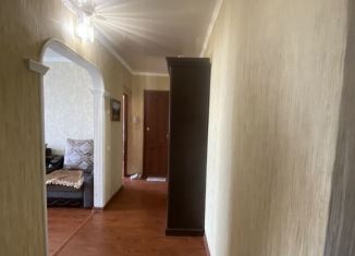 3-комнатная квартира на продажу, 75 м2, Черкесск, Октябрьская улица, 340
